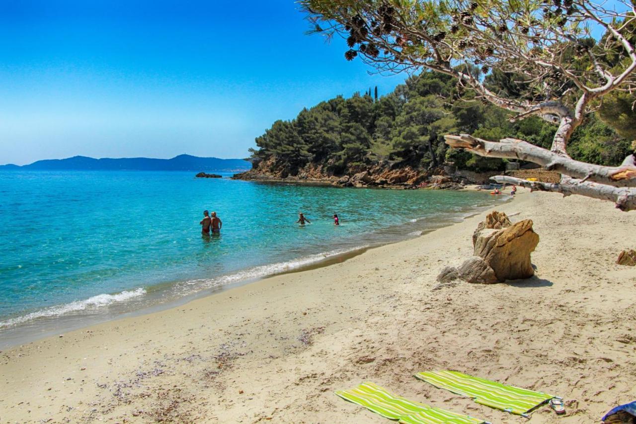 Mazet De La Mer 54M2 Lavandou 100M Plage Avec Piscine Le Lavandou Bagian luar foto